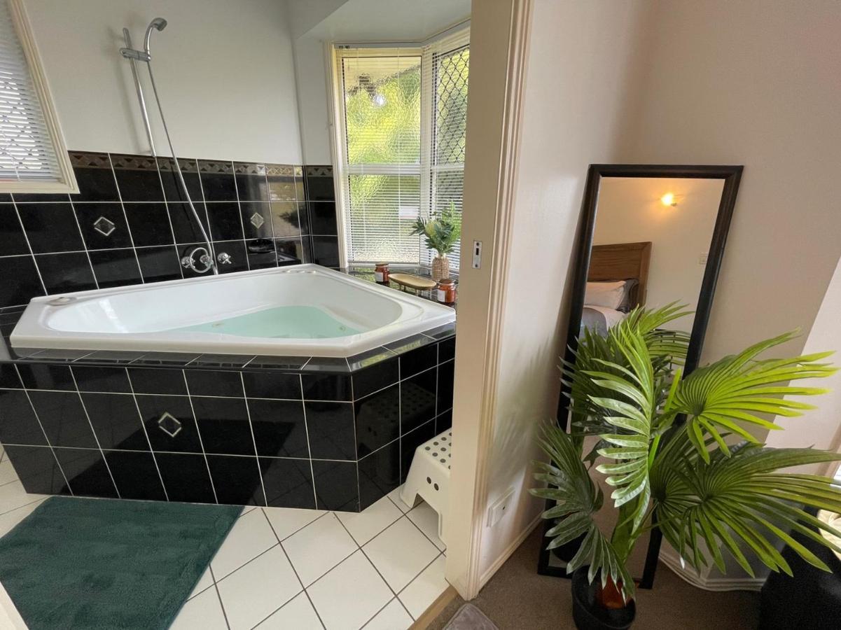 Chill Lux SPA Unit North Lakes Extérieur photo